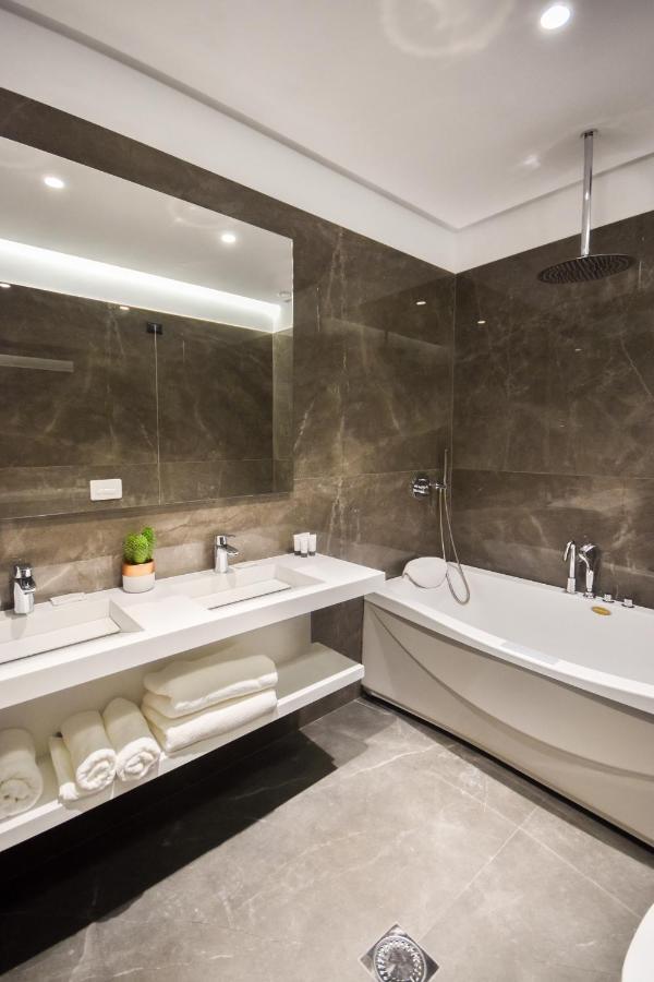 Flamingo Beach Hotel & Spa Vlore Ngoại thất bức ảnh